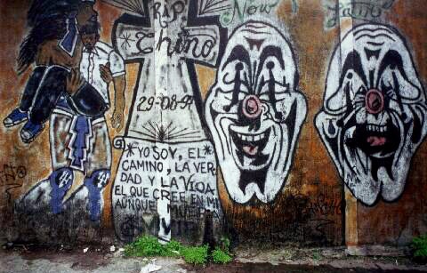 Salvador Gang Graffiti