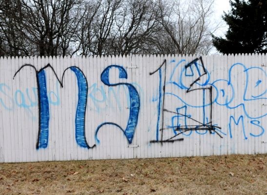 MS 13 Grafitti